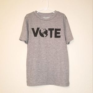 Treasure and Bond Kids Unisex Grey Vote Graphic Short Sleeve T-Shirt Small (7/8)